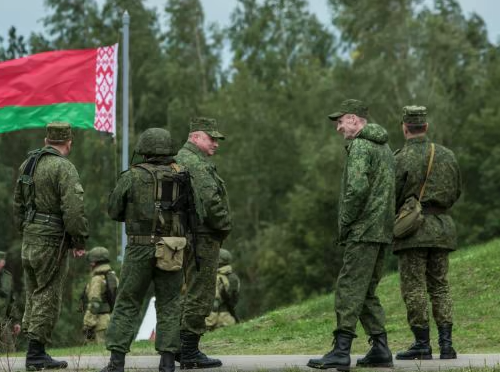 Білорусь оновила серію законів згідно з новою воєнною доктриною Білорусь оновила серію законів згідно з новою воєнною доктриною